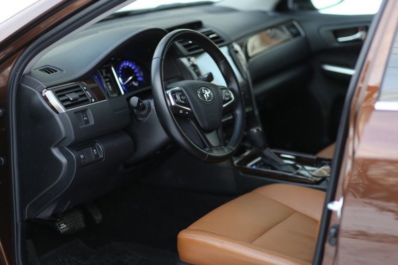 Toyota Camry v55 Exclusive