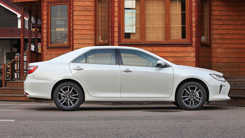 Toyota Camry v55 Exclusive