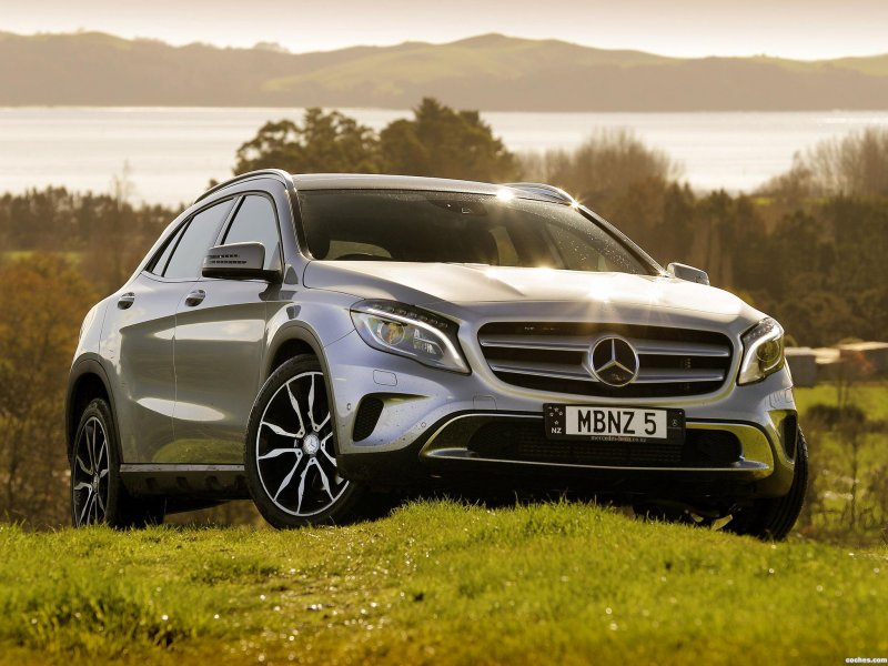 Mercedes Benz GLA 250 4matic
