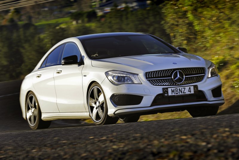 Mercedes-Benz e Coupe (c207)