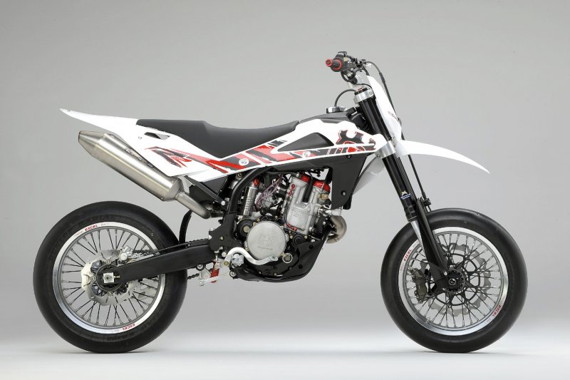Хускварна мотоцикл SM 450