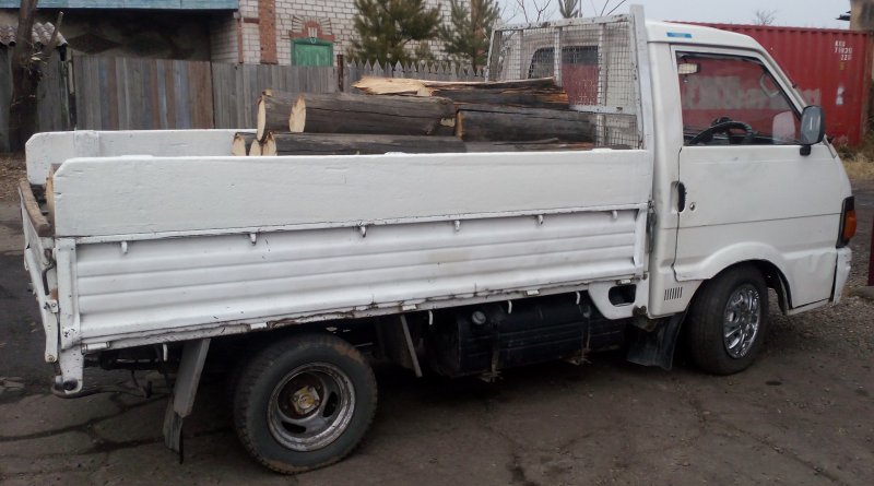Мазда Бонго грузовик 4х4