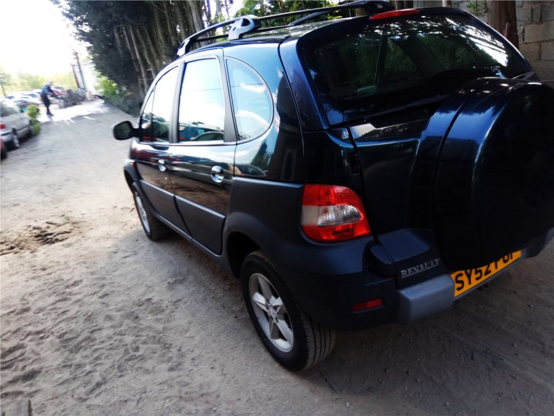 Renault Scenic rx4 люк
