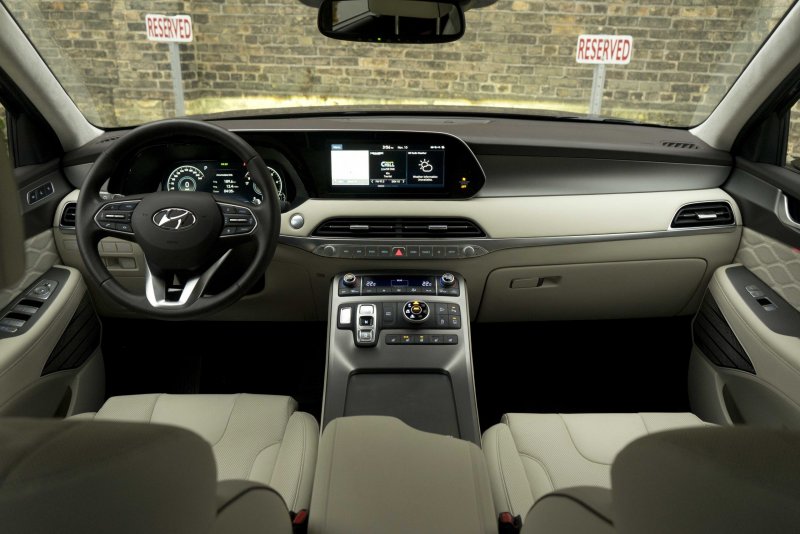 Hyundai Palisade 2020 интерьер