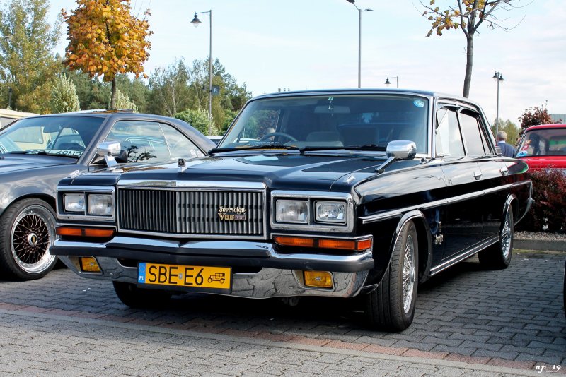 Nissan President II hg50