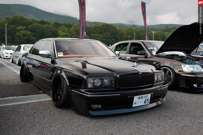 Nissan President pgf50
