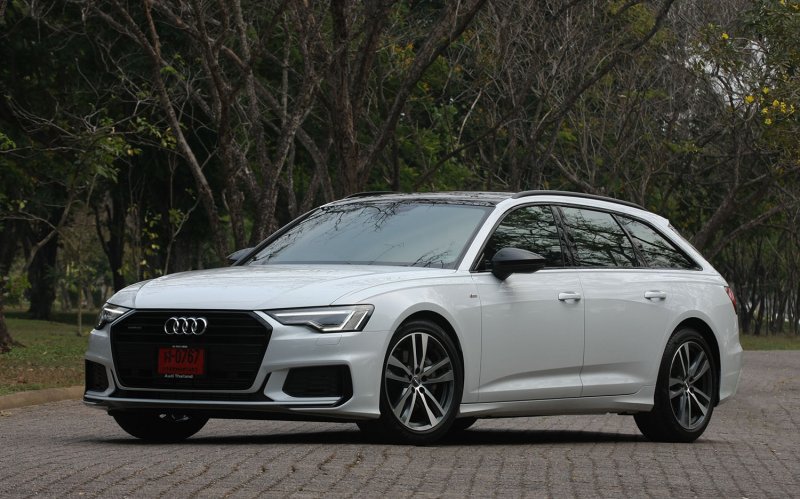 Audi a6 avant 2020 Black