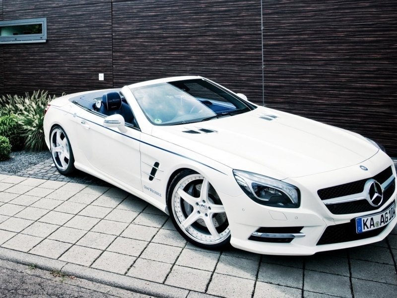 Mercedes SL 63 AMG White