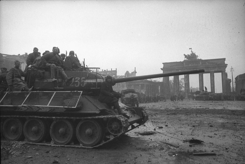 Т-34 В Берлине в 1945