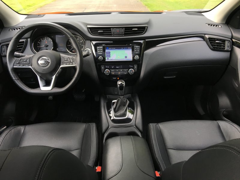 Nissan Qashqai 2017 салон