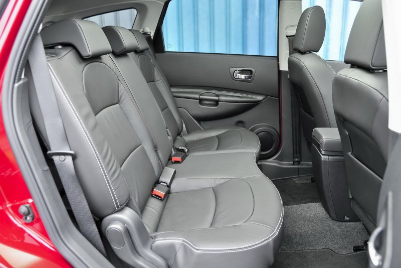 Nissan Qashqai+2 салон