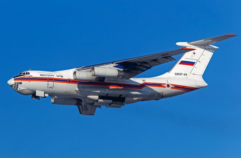 Самолет ил 76 ТД МЧС России
