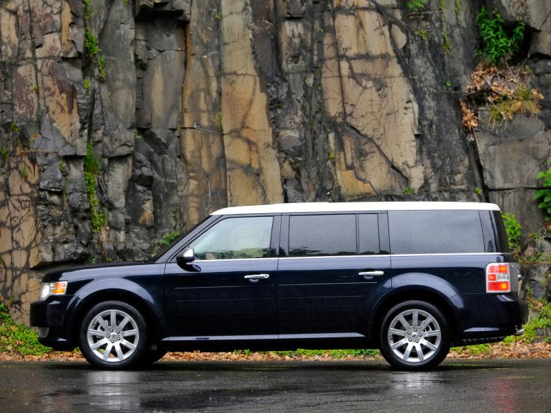 Машина Ford Flex