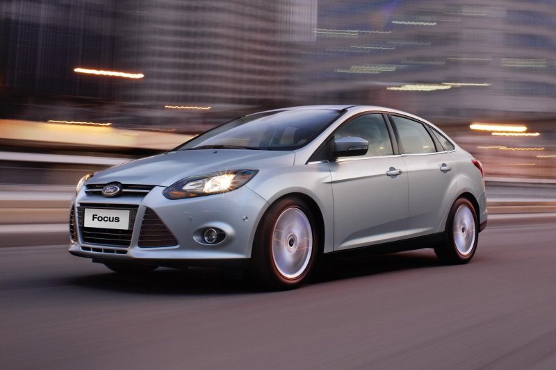 Ford Focus 2011 седан