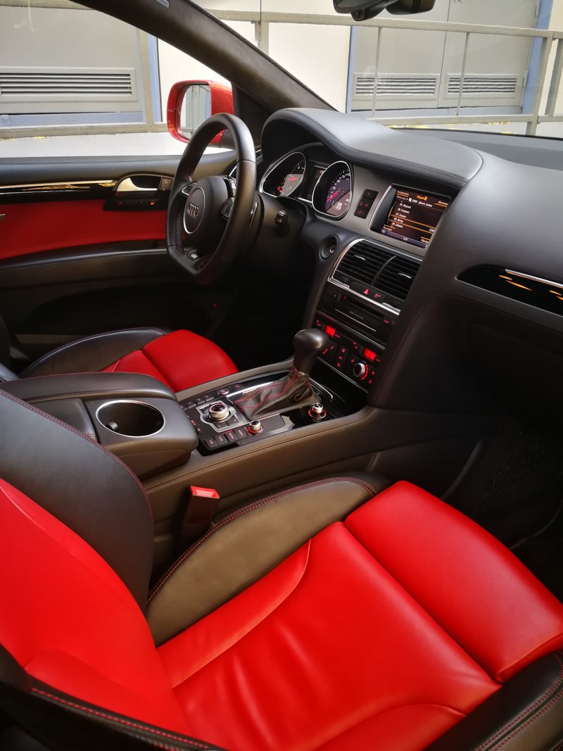 Audi q7 салон