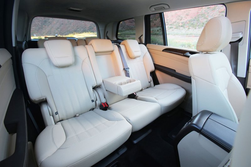 Mercedes Benz v class