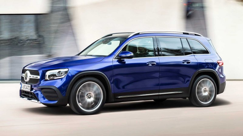 Mercedes-Benz gl63 AMG машина