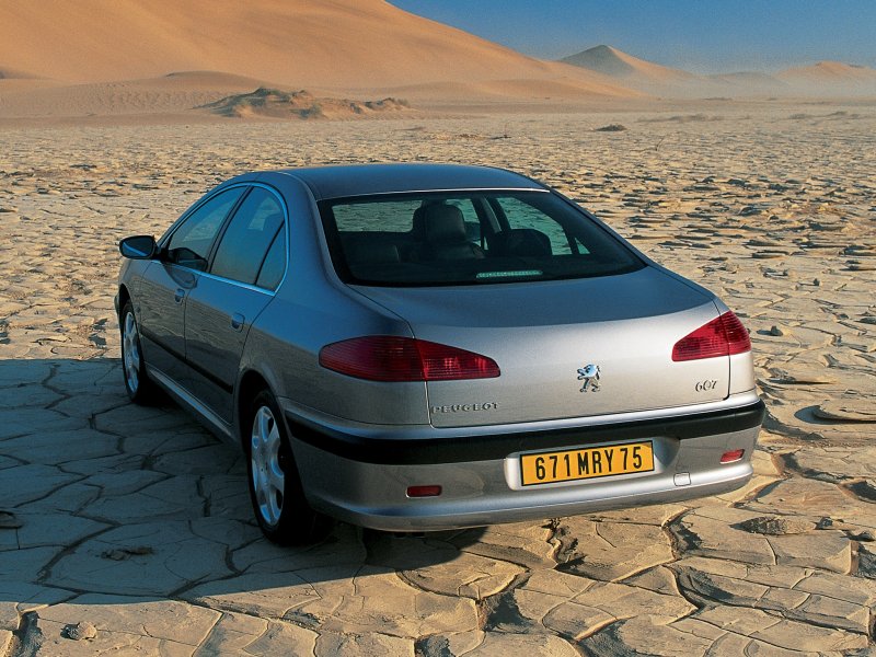 Peugeot 607