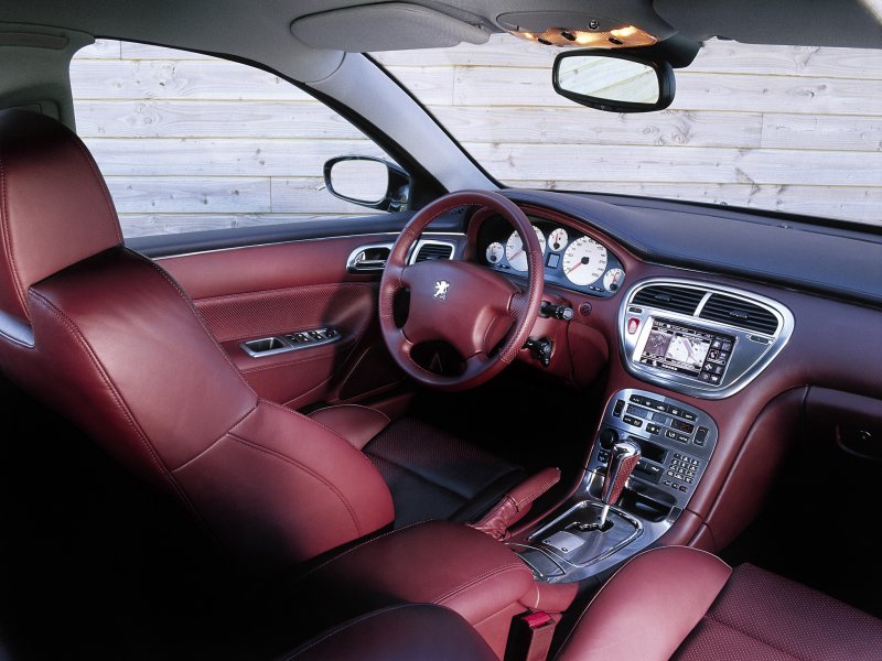 Peugeot 607