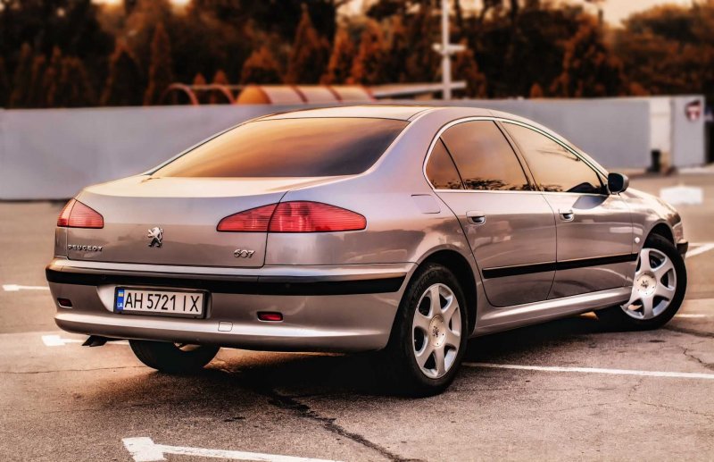 Peugeot 607 i
