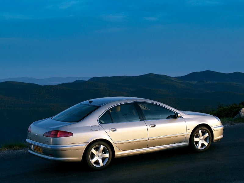 Peugeot 607 2004
