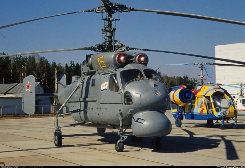 Ка-25ш вертолет
