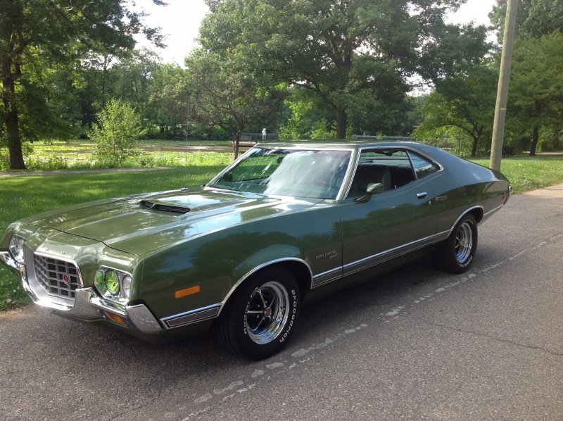 72 Ford Gran Torino Sport