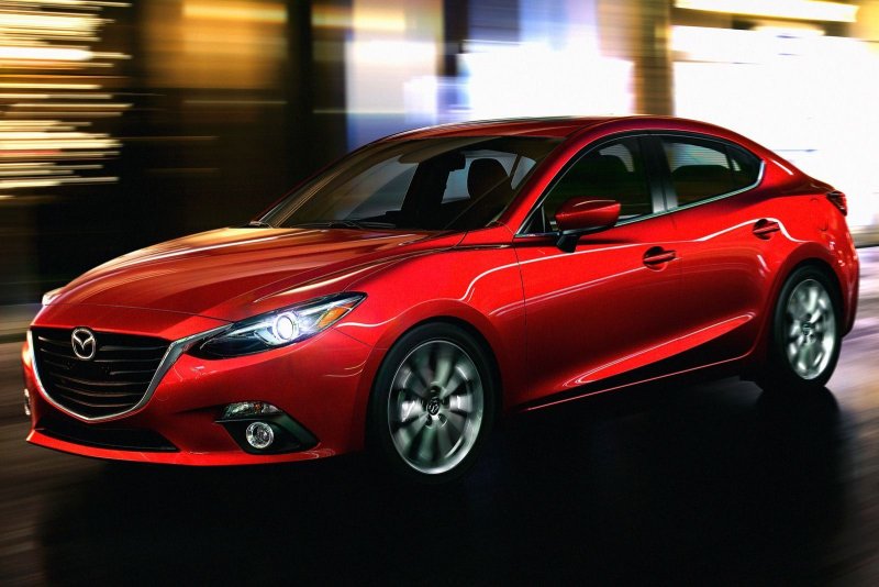 Mazda 3 2015 седан