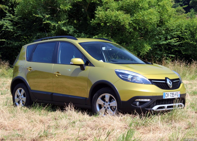 Renault Scenic XMOD 2011