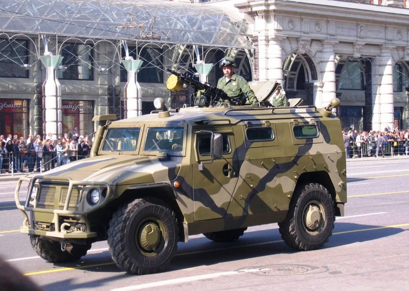ГАЗ 2330 тигр военный