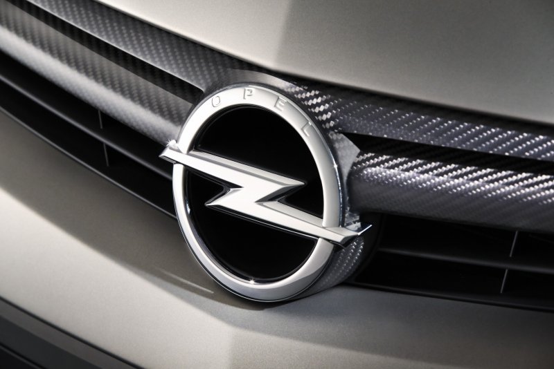 Opel Astra logo