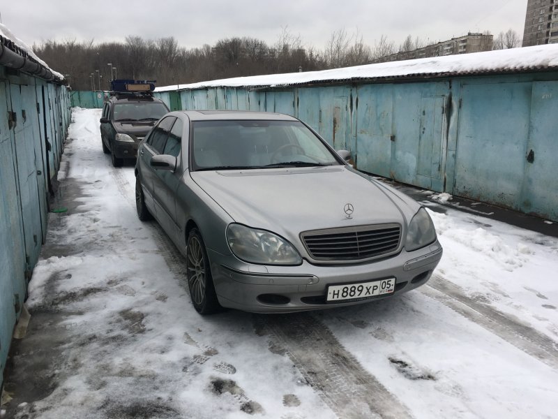 Mercedes-Benz w220