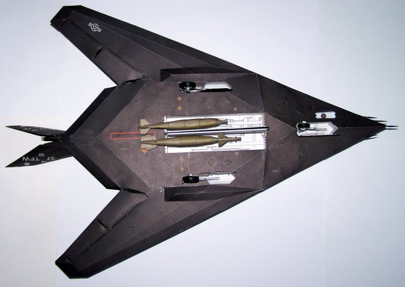Yoko f-117