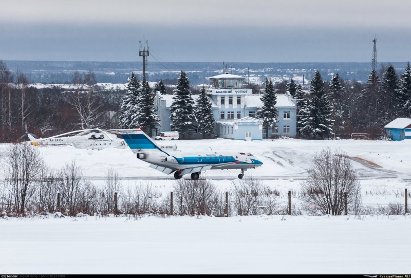 Самолет Cessna 182