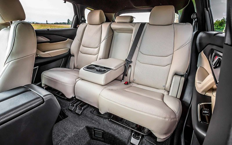 Mazda CX 9 салон