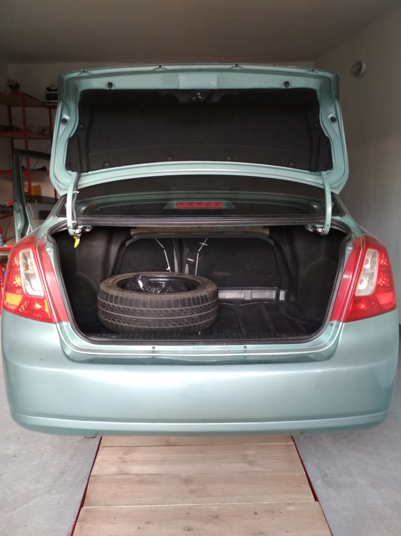 Chevrolet Lacetti 2007 седан багажник