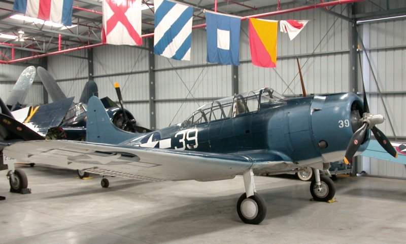 SBD 5 Dauntless Leyte 1944
