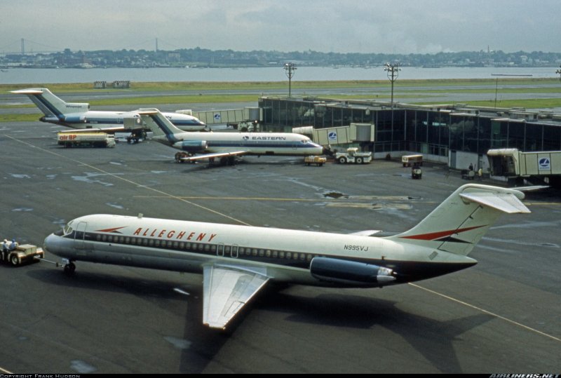 MCDONNELL Douglas DC-9