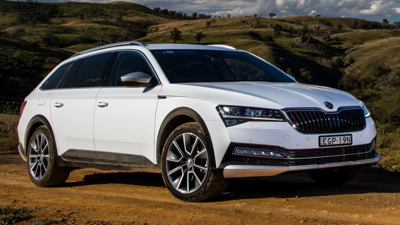 Skoda Superb Scout 2020