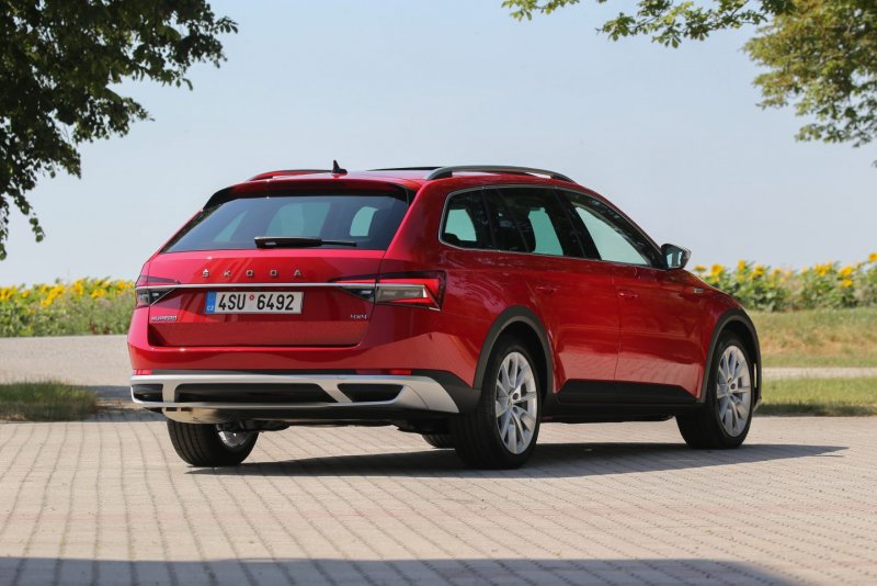 Škoda Superb Scout