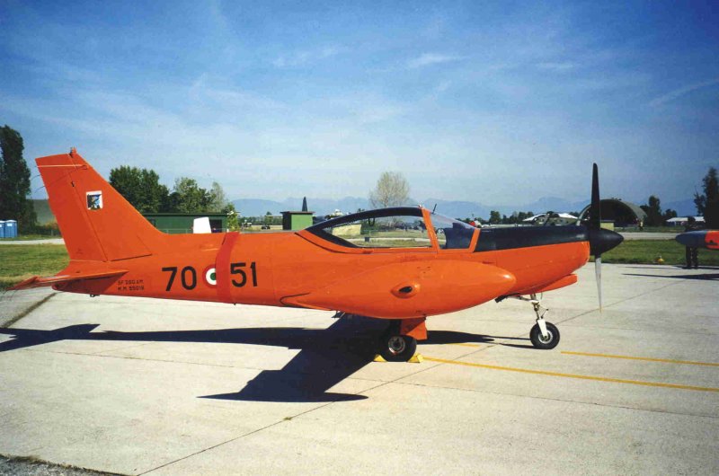 Aermacchi 260