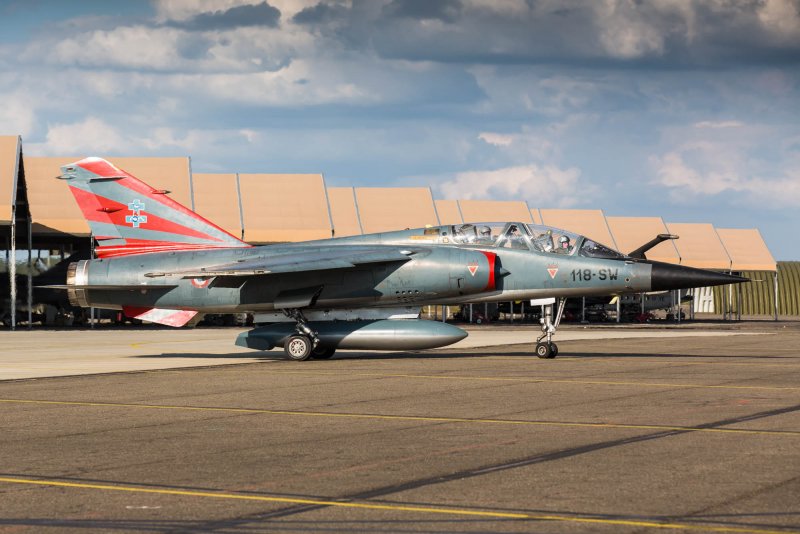 Mirage f1 шасси