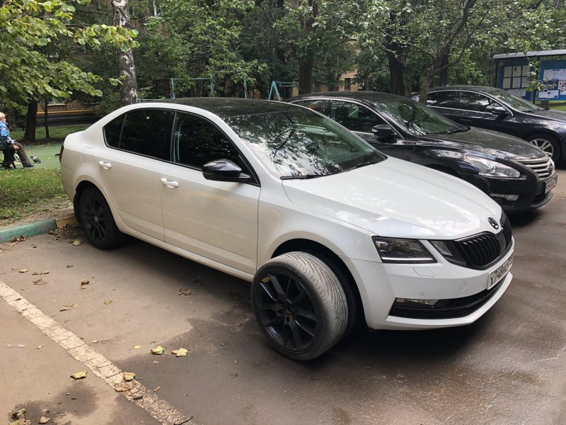 Skoda Trius r17