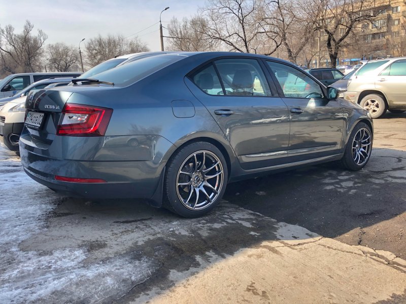Skoda Octavia a7 на 18 дисках