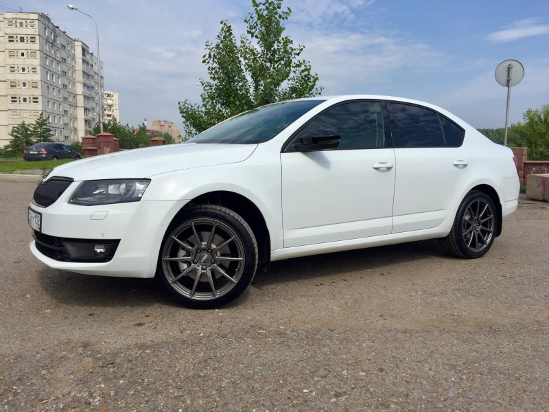 Octavia a7 r17