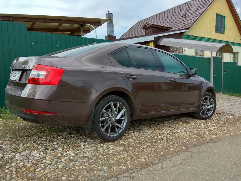 Vega r18 Skoda Octavia