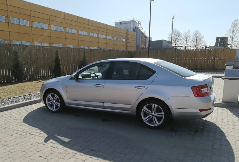 Шкода Октавия а7 r17
