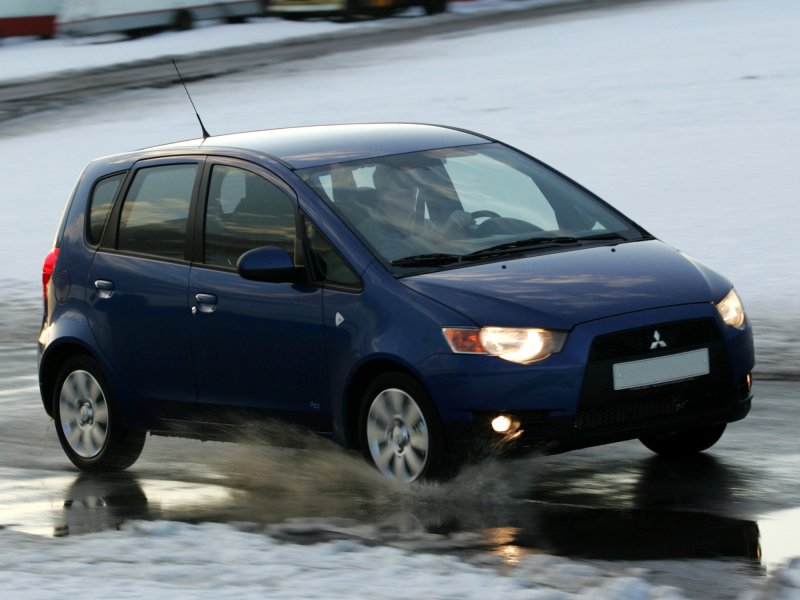 Mitsubishi Colt z30