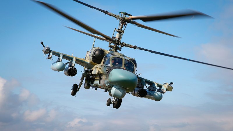 Вертолеты ми-8 и ка-52 "Аллигатор"