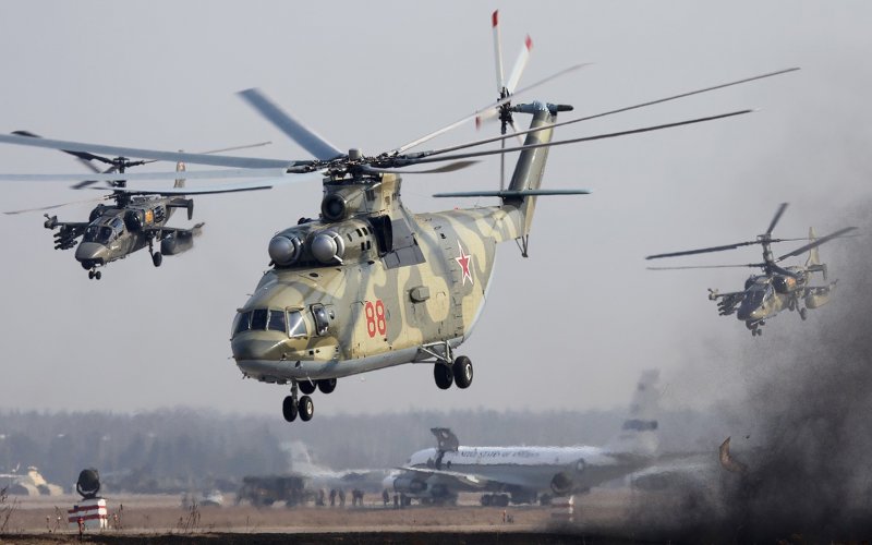 Ми 26 и Чинук в Афганистане